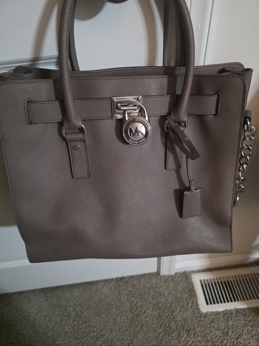 Michael Kors Hamilton Tote Taupe Saffiano Leather Gold Lock Satchel Work Bag